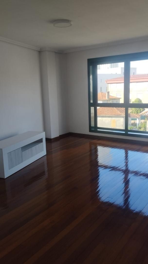Bedroom of Flat to rent in Vigo   with Heating, Storage room and Oven