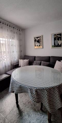 Piso en Venta en Calle Compositor Ramón Medina, 30 en Viñuela - Rescatado