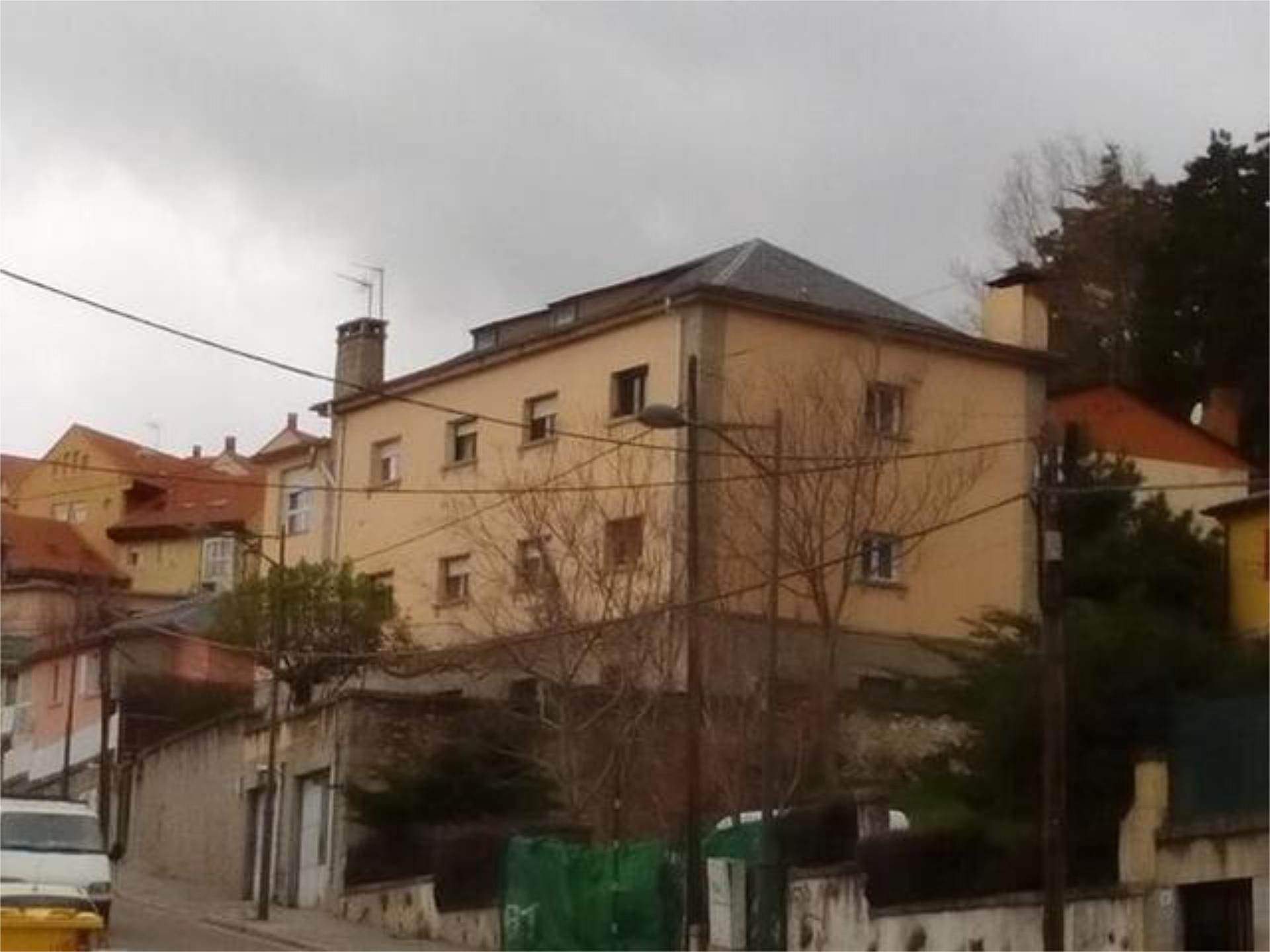 Exterior view of Flat to rent in San Lorenzo de El Escorial  with Heating