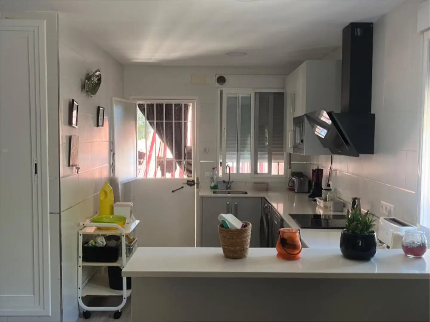 Houses for sale in Calle Guadarroman, 124, Almodóvar del Río Kitchen of Houses for sale in Almodóvar del Río with Air Conditioner, Terrace and Swimming Pool