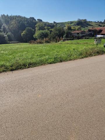 Terreno en Venta en Barrio Bárcena, 14 en Alfoz de Lloredo