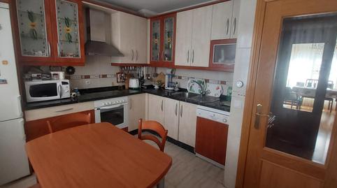 Photo 4 of Flat for sale in Calle Vegamián, 18, San Mamés - La Palomera, León