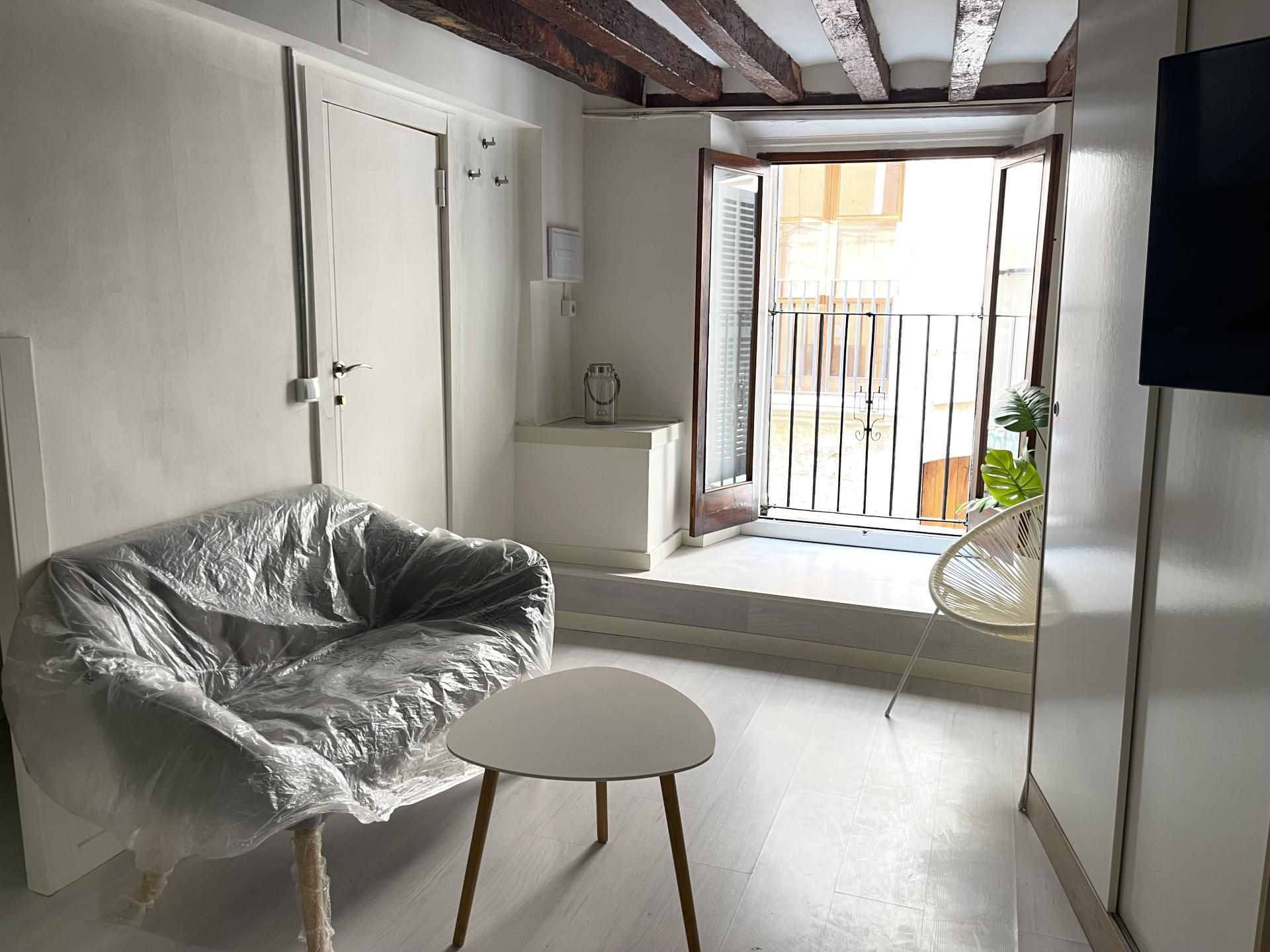 Estudi de lloguer a Carrer de Sant Alonso, 18, La Calatrava
