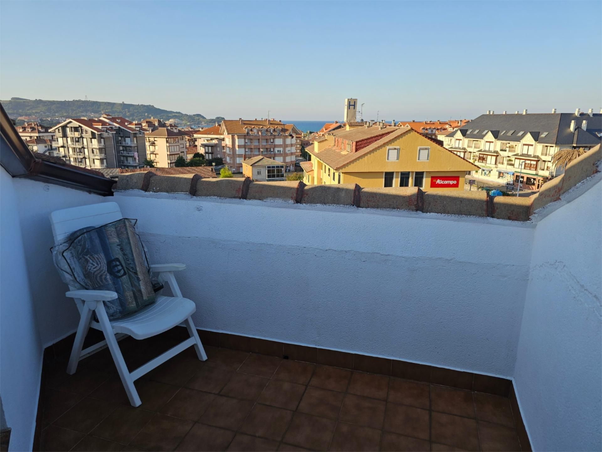 Terraza de Piso en venta en Noja con Terraza y Balcón