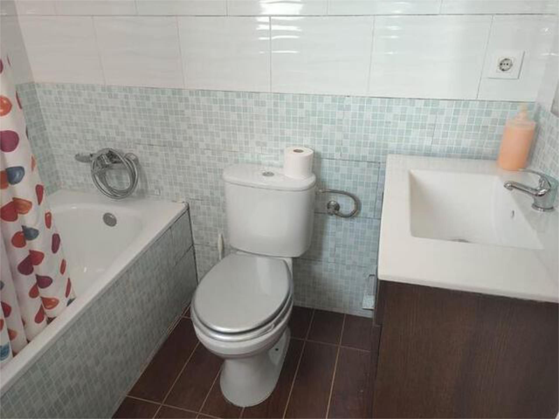 Bathroom of Flat to rent in Sant Joan Despí