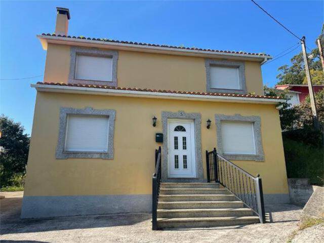 Casa-chalet en Alquiler en Ortigueira