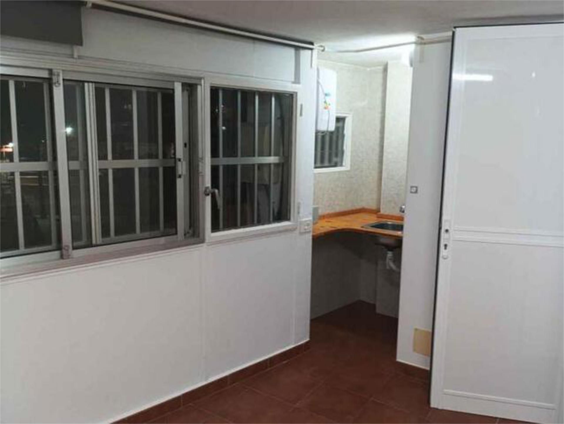 Premises to rent in Las Caletillas - Punta Larga Premises to rent in Candelaria