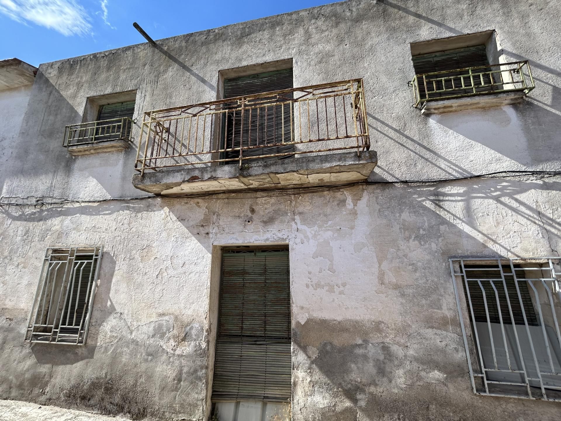 Exterior view of House or chalet for sale in Yuncler  with Balcony