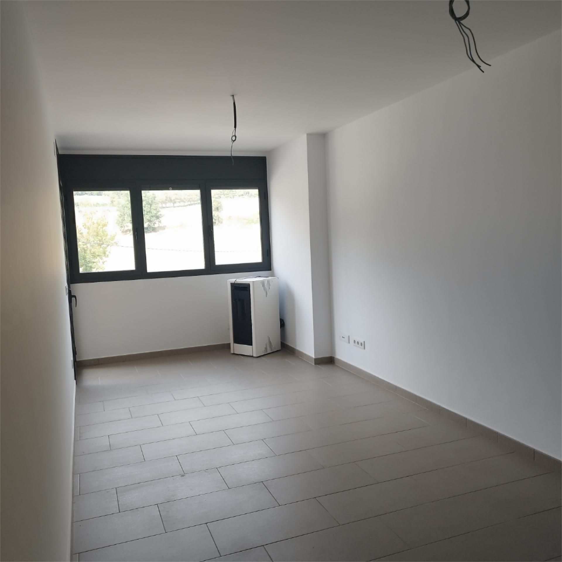 Flat to rent in Avià  with Storage room and Balcony