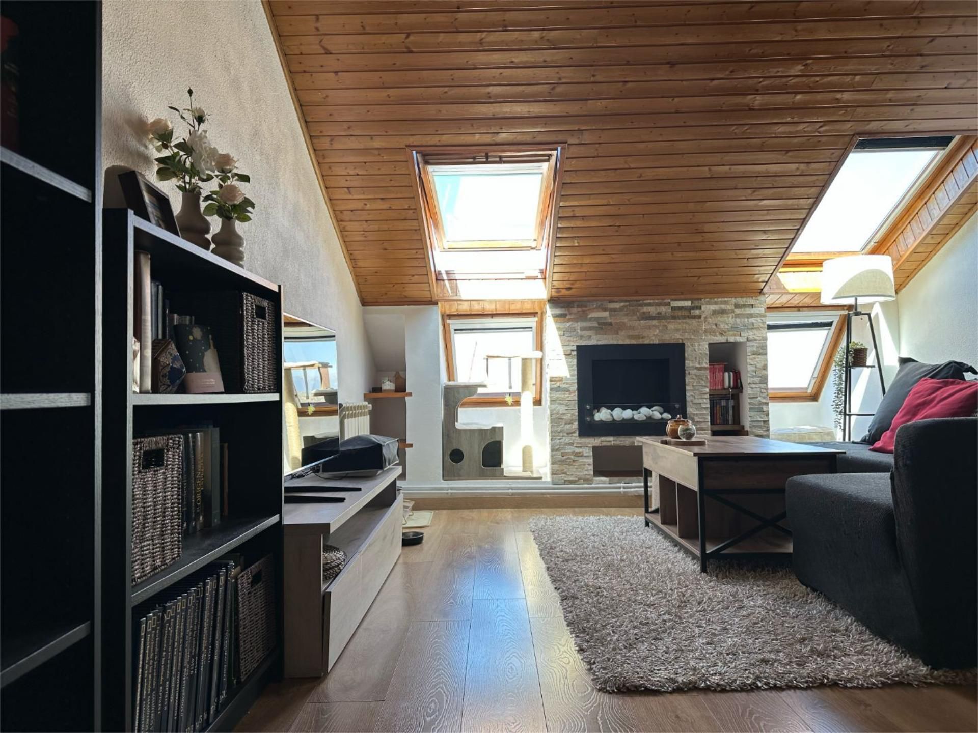 Wohnzimmer von Dachboden zum verkauf in Galapagar mit Klimaanlage, Heizung und Parkett