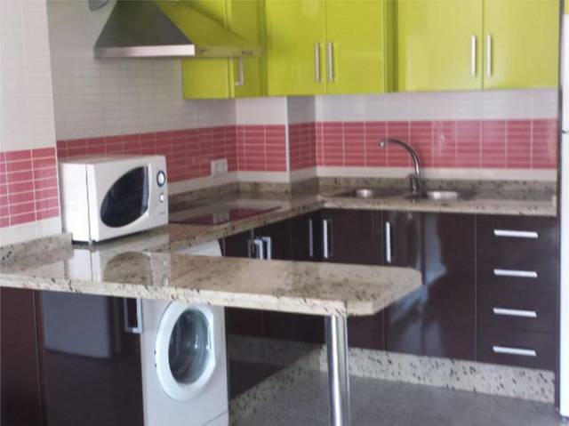 Piso en Alquiler en Calle Paseo Maritimo, 41 en Lújar