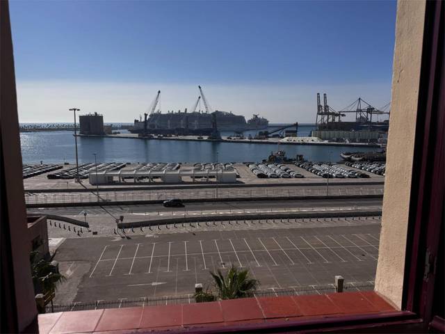 Piso en Alquiler en Avenida de Manuel Agustín Heredia, 24 en Ensanche Centro - Puerto