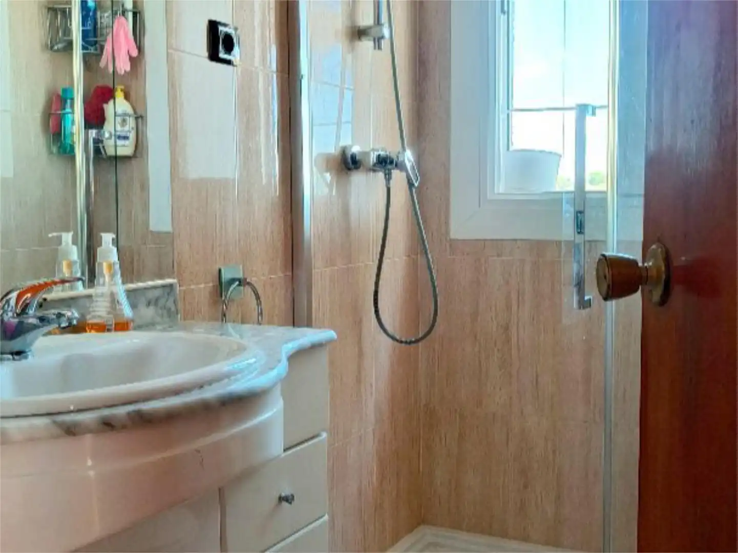 Flat for sale in Avinguda Farners, 2, Santa Coloma de Farners Bathroom of Flat for sale in Santa Coloma de Farners with Heating, Private garden and Terrace