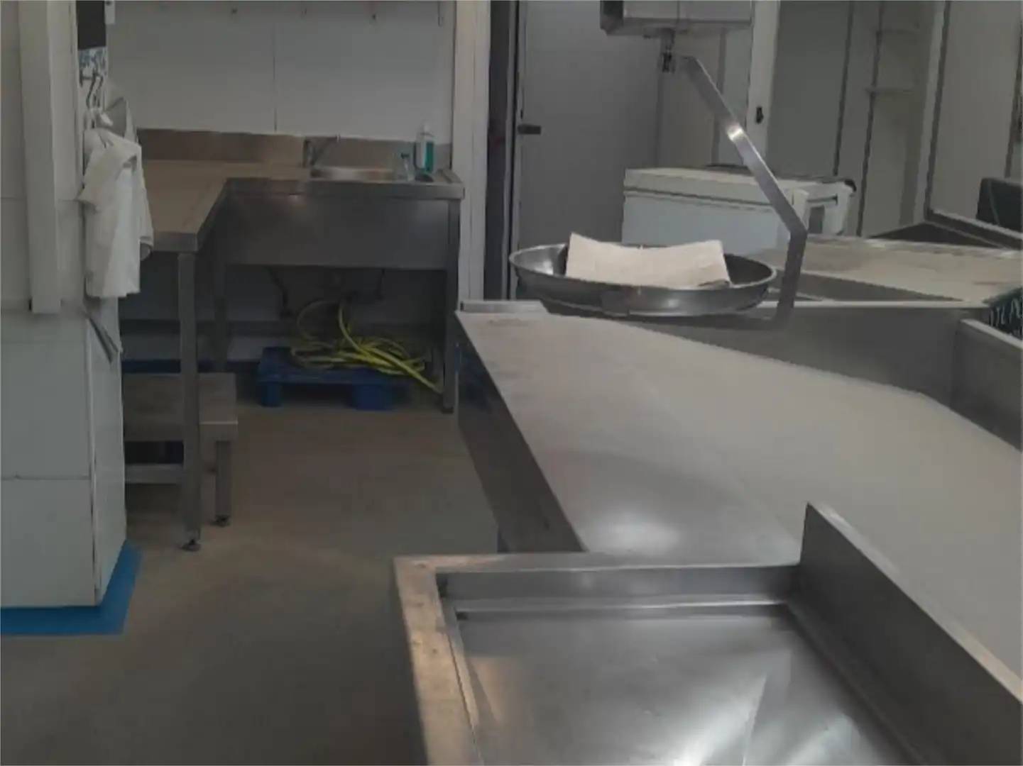 Cuina de Local de lloguer en Zaragoza amb Aire condicionat