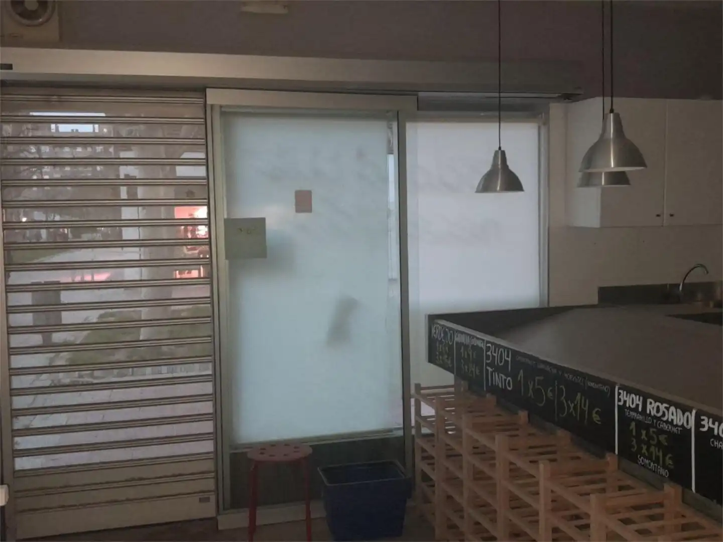 Local de lloguer en Zaragoza amb Aire condicionat
