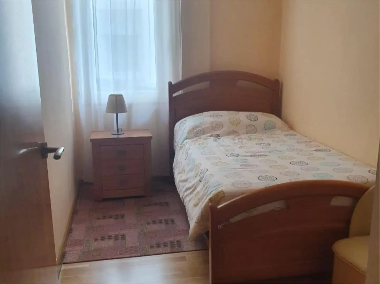 Flat for sale in Calle Catoute, 6, La Asunción - La Inmaculada Bedroom of Flat for sale in León Capital with Heating, Parquet flooring and Community parking