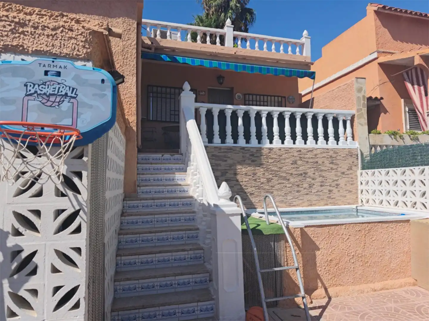 Casa o chalet en venta en Calle Maestro Granados, 18, El Vedat - Santa Apolonia Vista exterior de Casa o chalet en venta en Torrent con Aire acondicionado, Amueblado y Horno