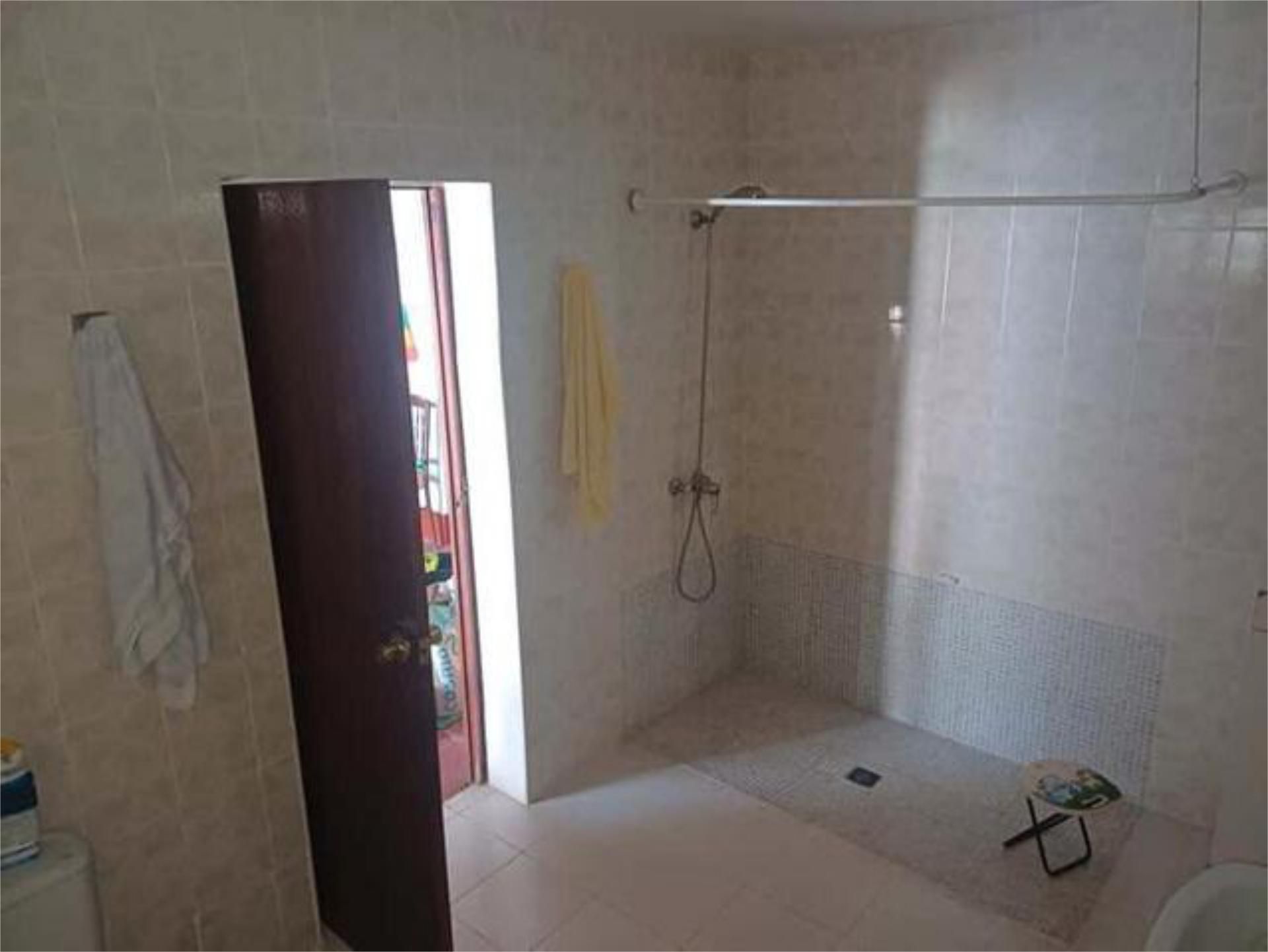 House or chalet for sale in Malcocinado Bathroom of House or chalet for sale in Malcocinado with Storage room and Furnished