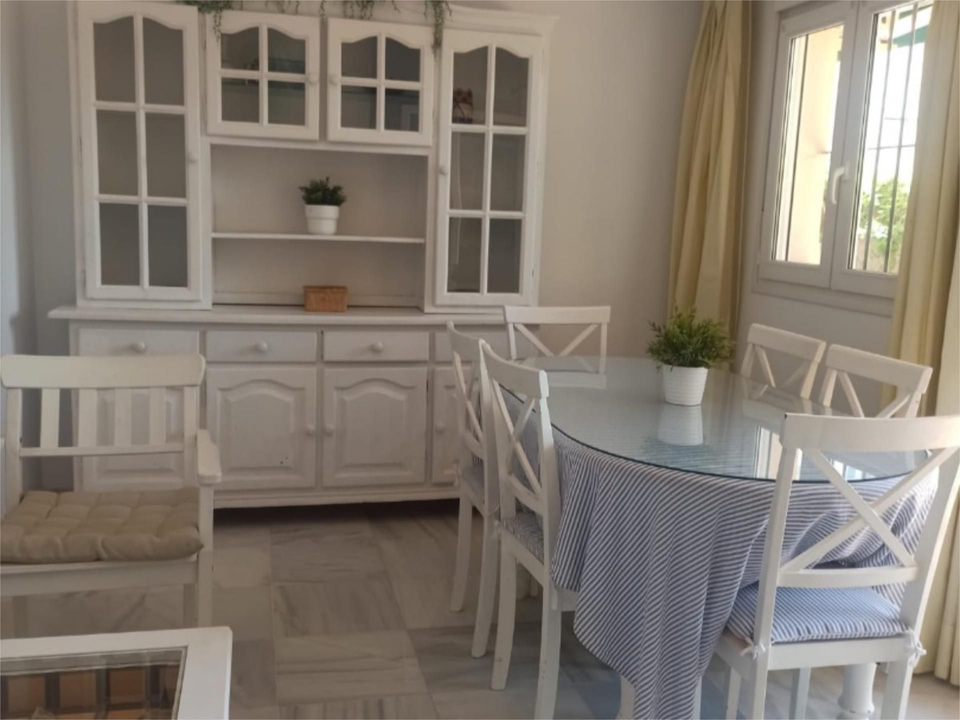 Piso de alquiler en Calle Cárabo, 11, El Águila Comedor de Piso de alquiler en El Puerto de Santa María con Aire acondicionado, Calefacción y Piscina