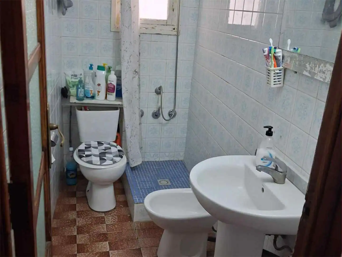 Baño de Piso en venta en Ontinyent con Terraza, Trastero y Balcón