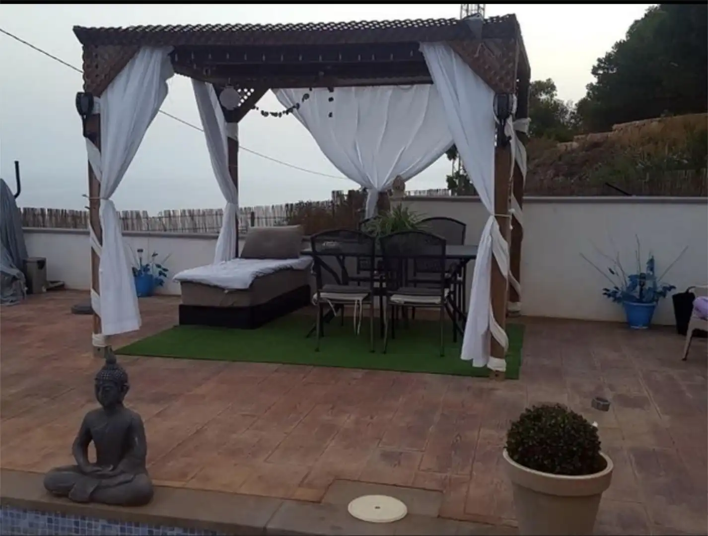 Terrasse von Wohnung zum Verkauf in Adra mit Klimaanlage, Privatgarten und Parkett