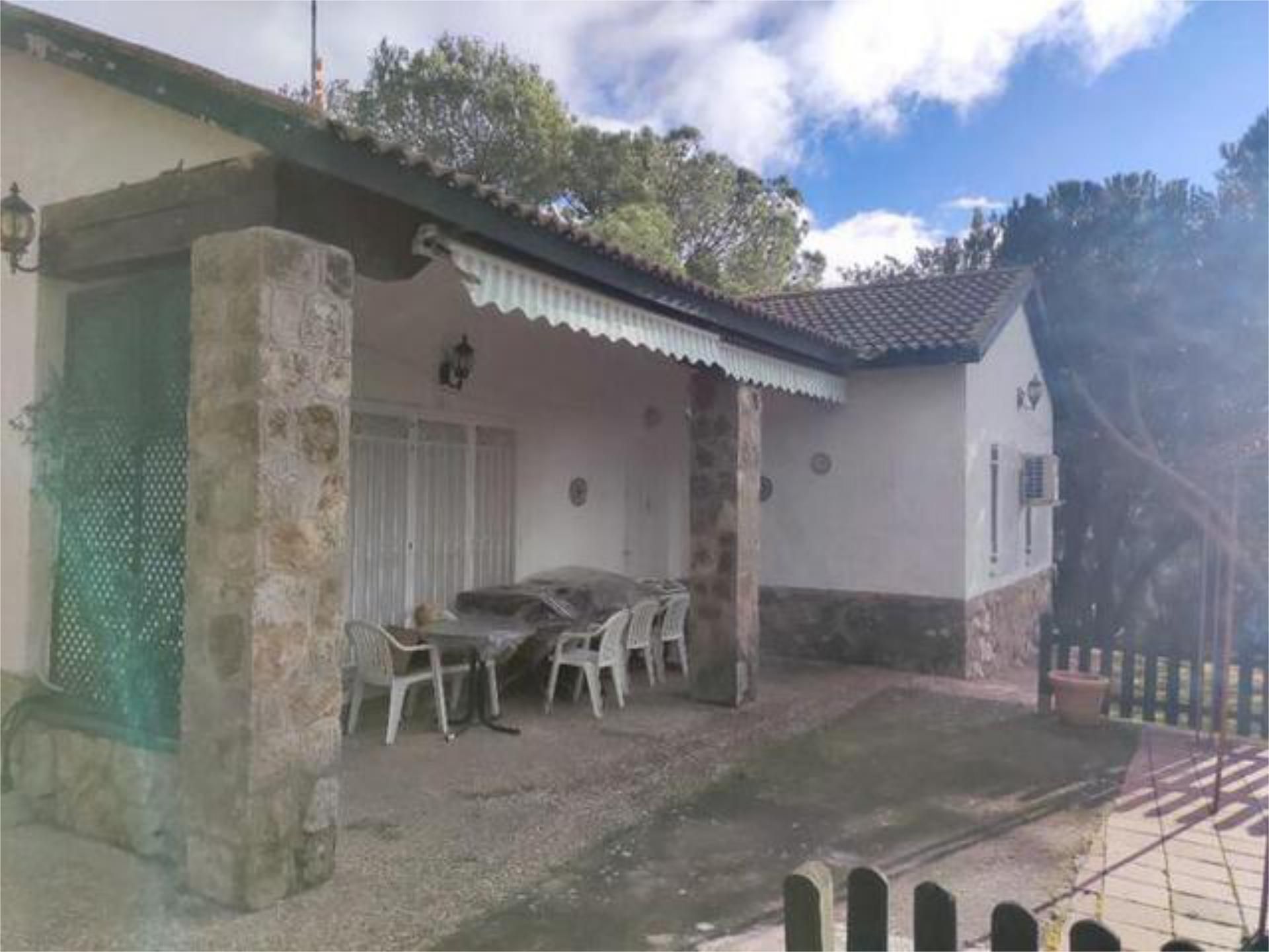 Exterior view of Single-family semi-detached for sale in Maello  with Heating, Private garden and Terrace