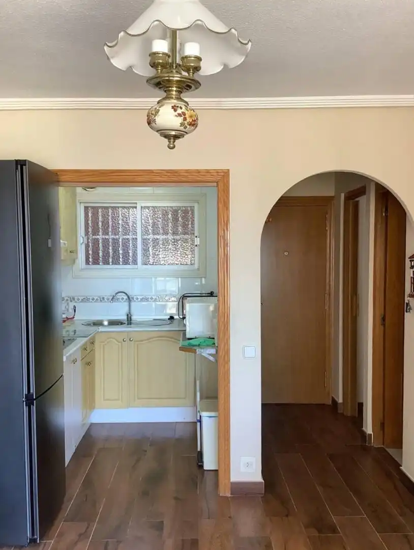 Flat for rent in Calle Santander, 9, Playa Poniente Flat for rent in Calle Santander, 9, Playa Poniente