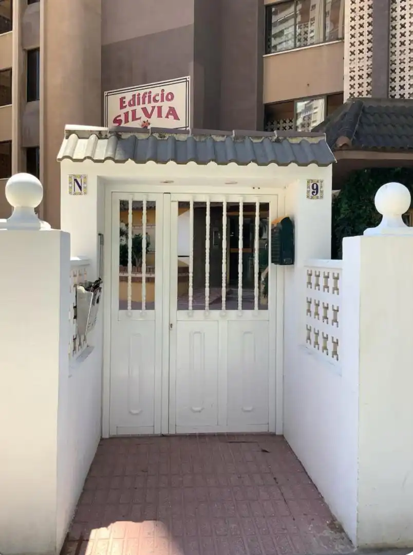 Flat for rent in Calle Santander, 9, Playa Poniente Flat for rent in Calle Santander, 9, Playa Poniente