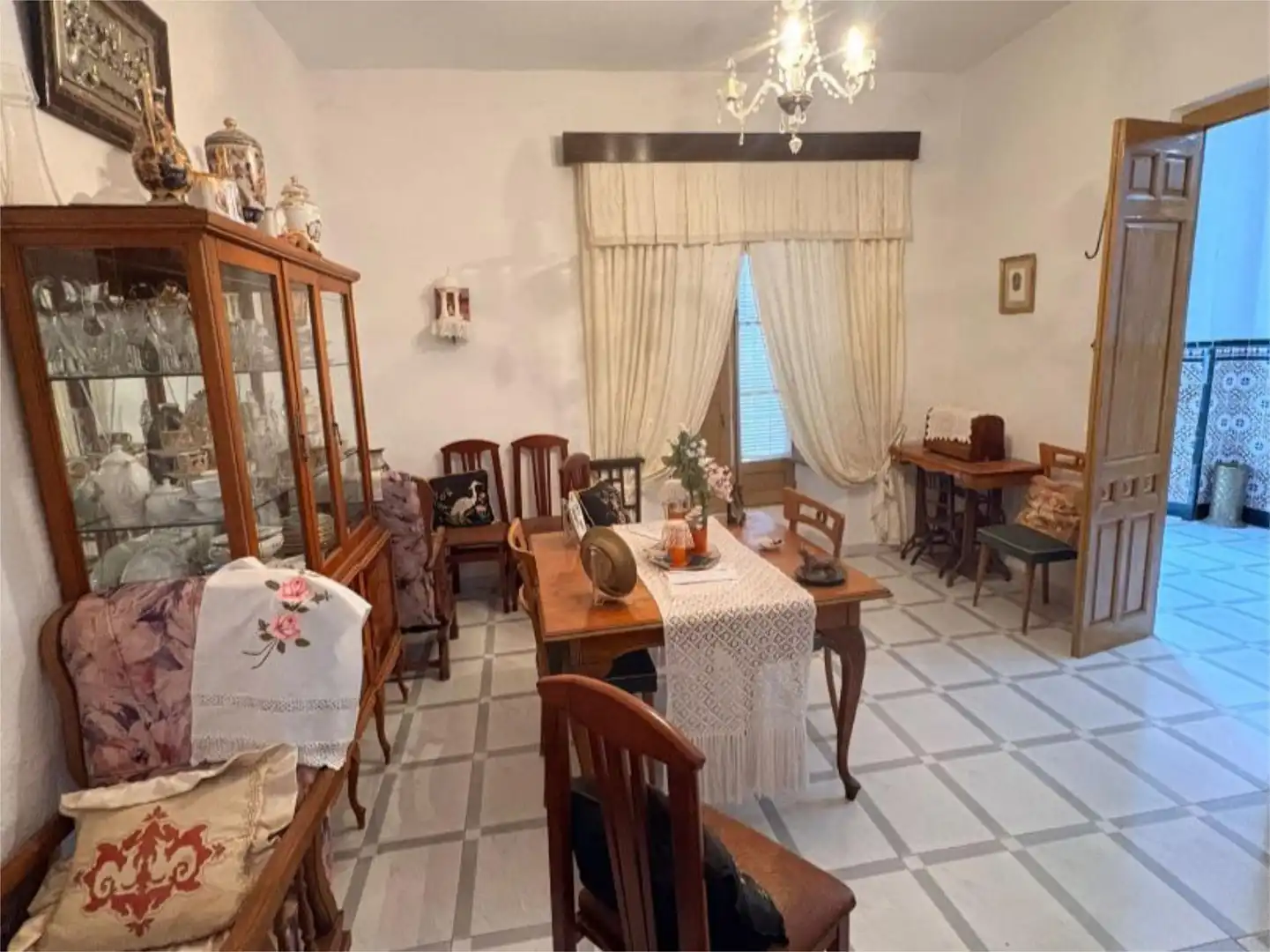 Casa adosada en venta en Calle San Francisco, 2, Fuentes de León Comedor de Casa adosada en venta en Fuentes de León con Terraza, Amueblado y Balcón