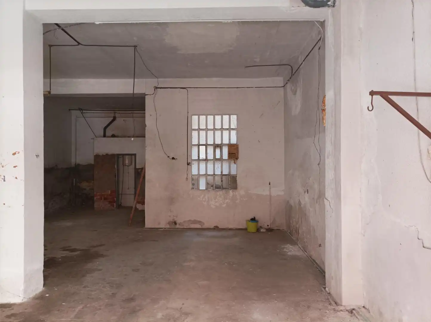 Garaje en venta en Elda