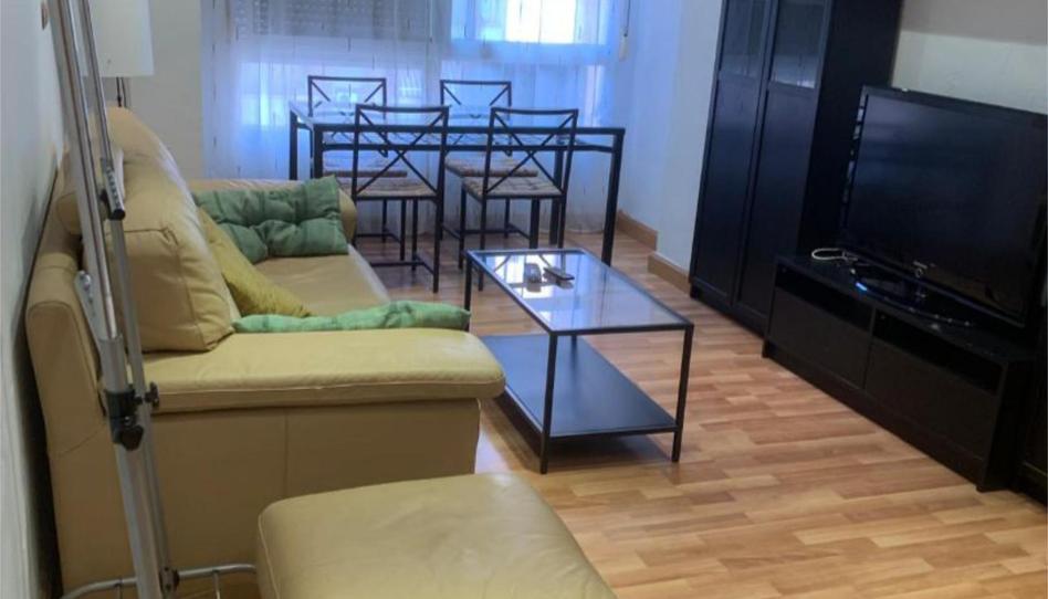 Flat to share in Carrer Biar, 15, Ciutat Jardí - Torreta Verdí, Alicante - image 1 Photo 1 of Flat to share in Carrer Biar, 15, Ciutat Jardí - Torreta Verdí, Alicante