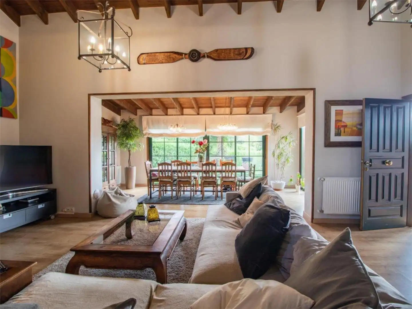 Casa o chalet en venta en Aldea Guimarans, 53, Bugallido Sala de estar de Casa o chalet en venta en Ames con Terraza, Piscina y Balcón