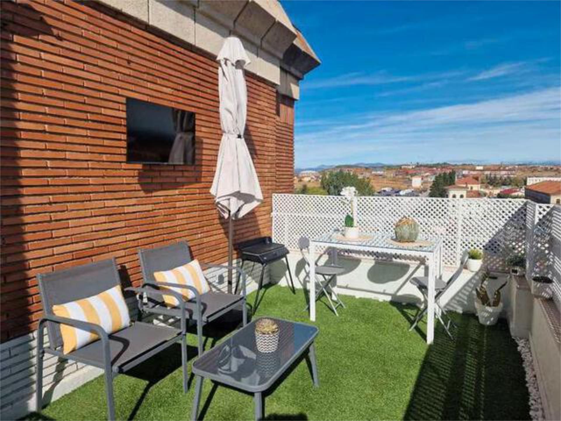 Terrace of Attic for sale in León Capital 