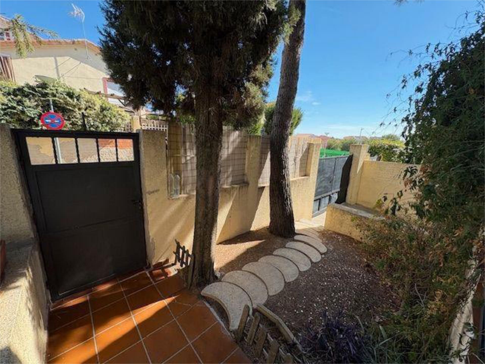 Jardí de Casa adosada en venda en Lominchar amb Jardí privat, Terrassa i Traster