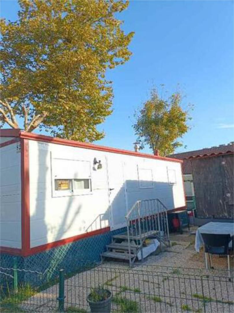 Vista exterior de Casa o xalet en venda en Bareyo amb Jardí privat, Traster i Moblat
