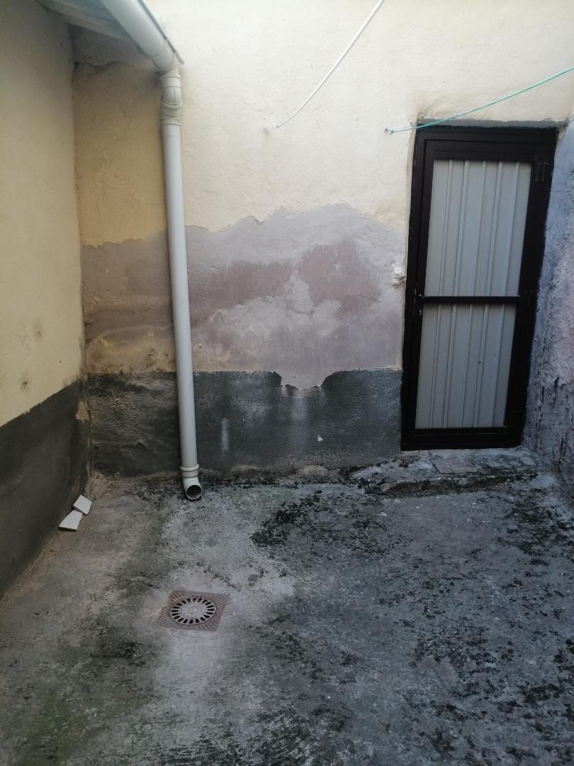 Vista exterior de Casa adosada en venda en Palenzuela amb Jardí privat, Traster i Moblat