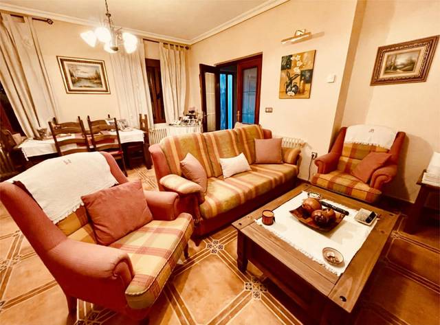 Casa-chalet en Venta en Calle General Lozano, 20 en Torre de Santa María