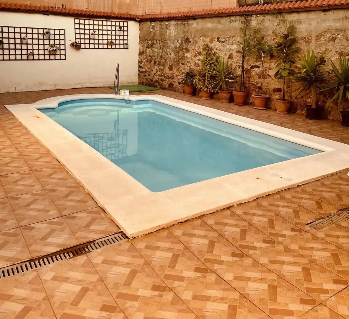 Swimming pool of Houses for sale in Torre de Santa María  with Air Conditioner, Heating and Terrace