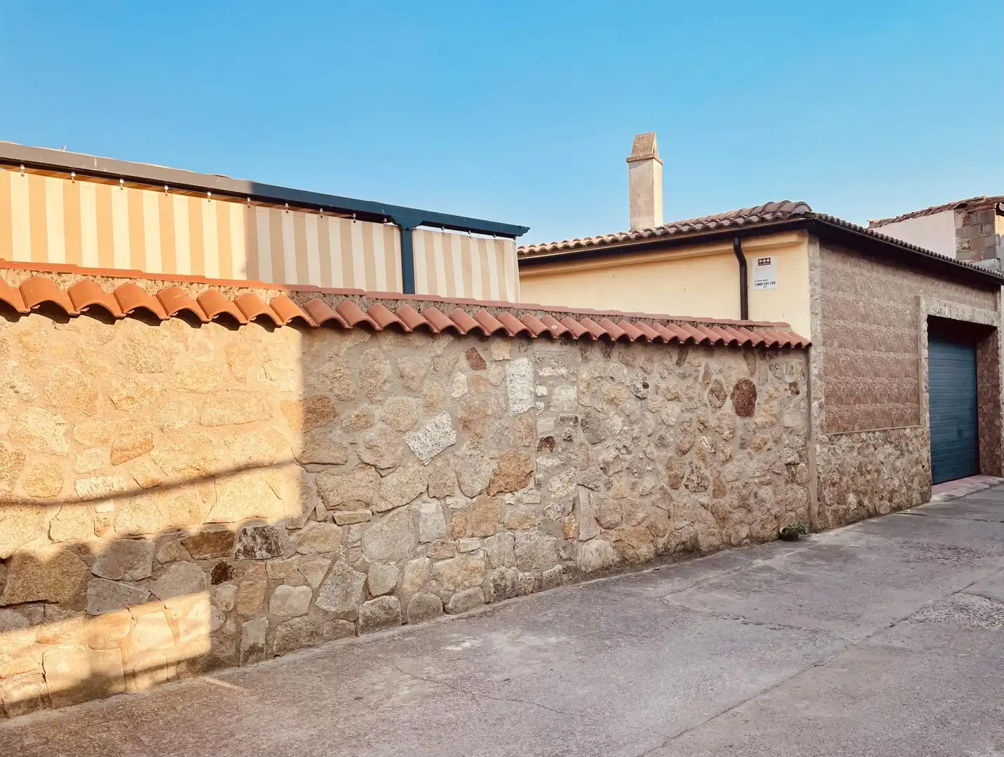 Exterior view of Houses for sale in Torre de Santa María  with Air Conditioner, Heating and Terrace