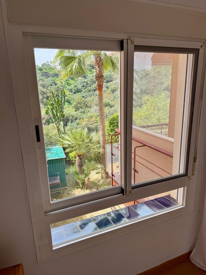 Bedroom of Single-family semi-detached to rent in Estepona