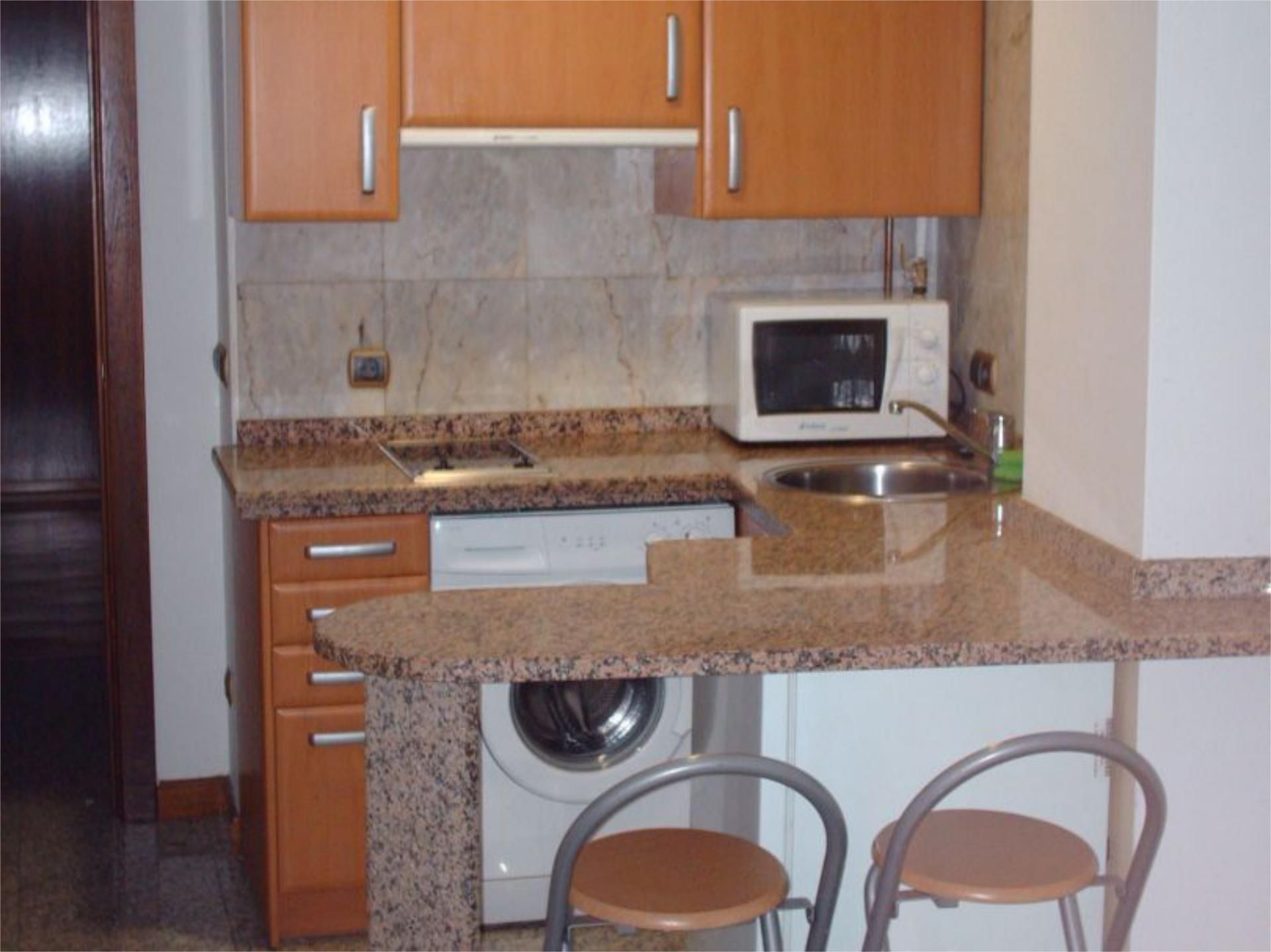 Kitchen of Flat for sale in Salamanca Capital  with Air Conditioner