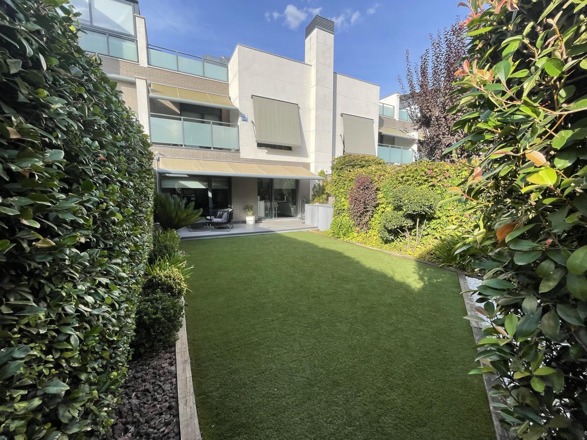 Jardín de Casa o chalet en venta en Torrejón de Ardoz con Aire acondicionado, Calefacción y Jardín privado