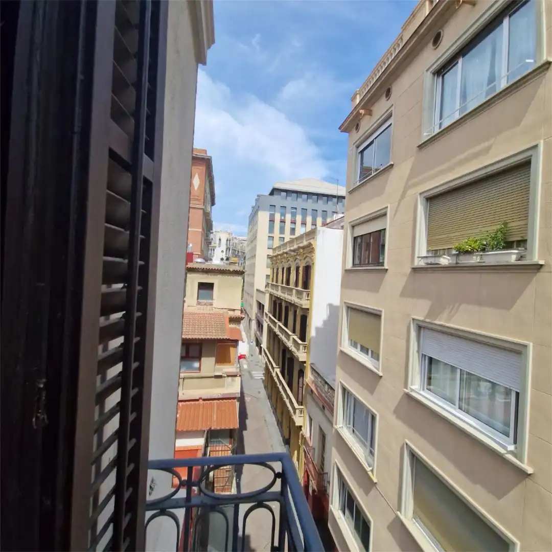 Piso en venta en Carrer de Sèneca, 8, Vila de Gràcia Vista exterior de Piso en venta en Barcelona Capital con Aire acondicionado