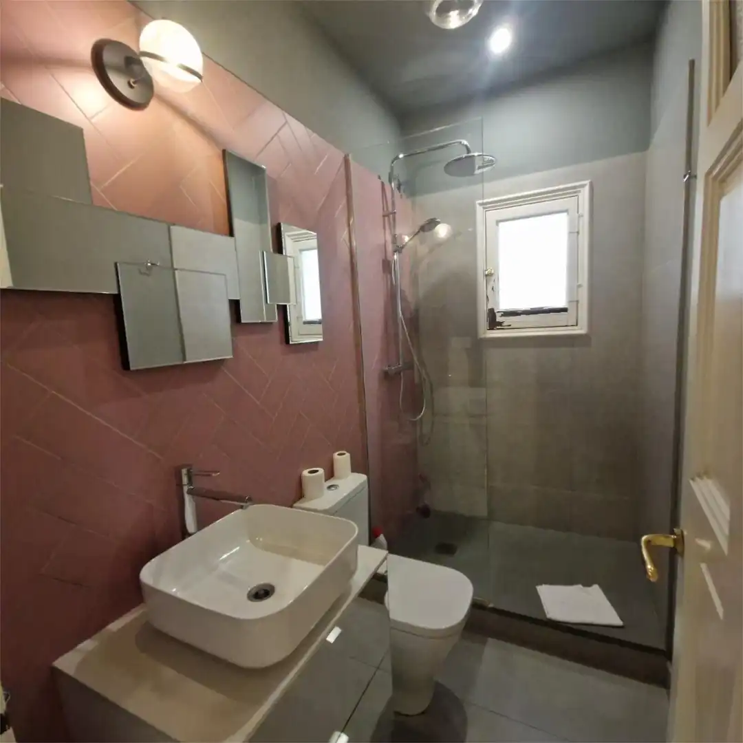 Piso en venta en Carrer de Sèneca, 8, Vila de Gràcia Baño de Piso en venta en Barcelona Capital con Aire acondicionado