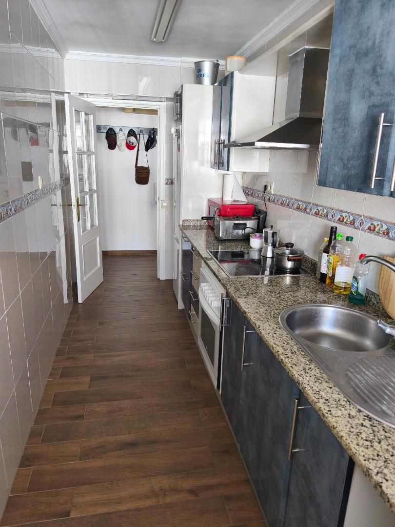 Flat for sale in Calle Vista Alegre, 5, Vallesequillo Kitchen of Flat for sale in Jerez de la Frontera  with Heating, Storage room and Furnished