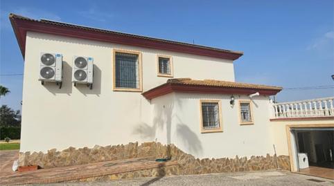 Foto 3 de Casa o chalet de alquiler en Calle Los Califas, 4, La Carlota, Córdoba