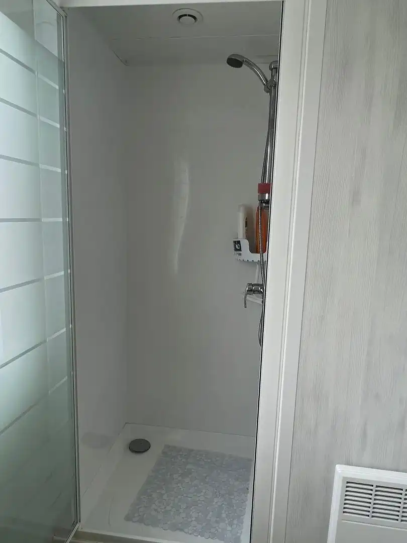 Finca rústica en venta en Carrer Figueretes, Finestrat Pueblo Baño de Finca rústica en venta en Finestrat con Aire acondicionado, Calefacción y Jardín privado