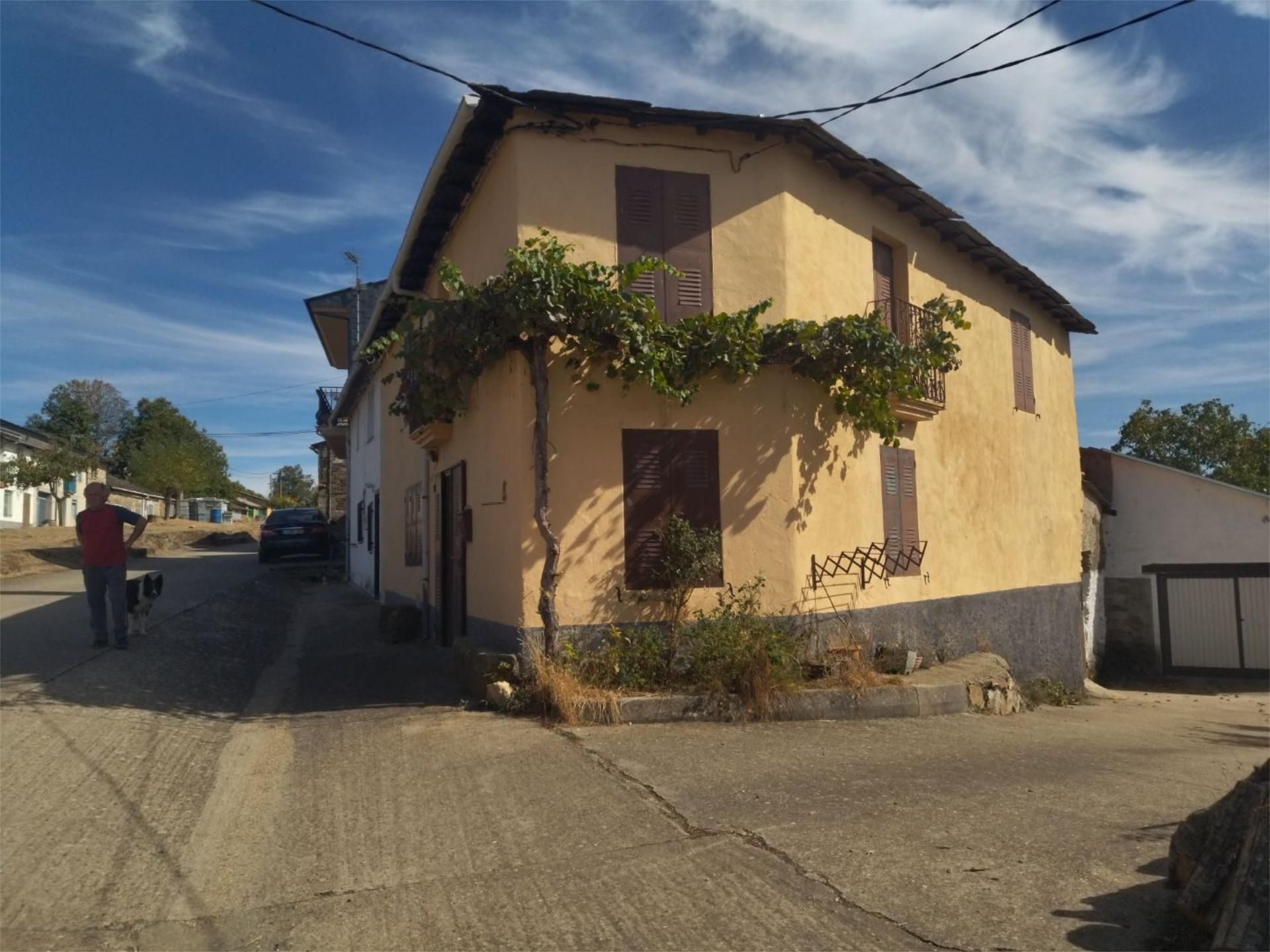 Außenansicht von Wohnung zum verkauf in Manzanal de Arriba mit Möbliert und Balkon