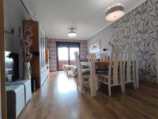 Piso en Venta en Poniente-Norte - Miralbaida - Parque Azahara