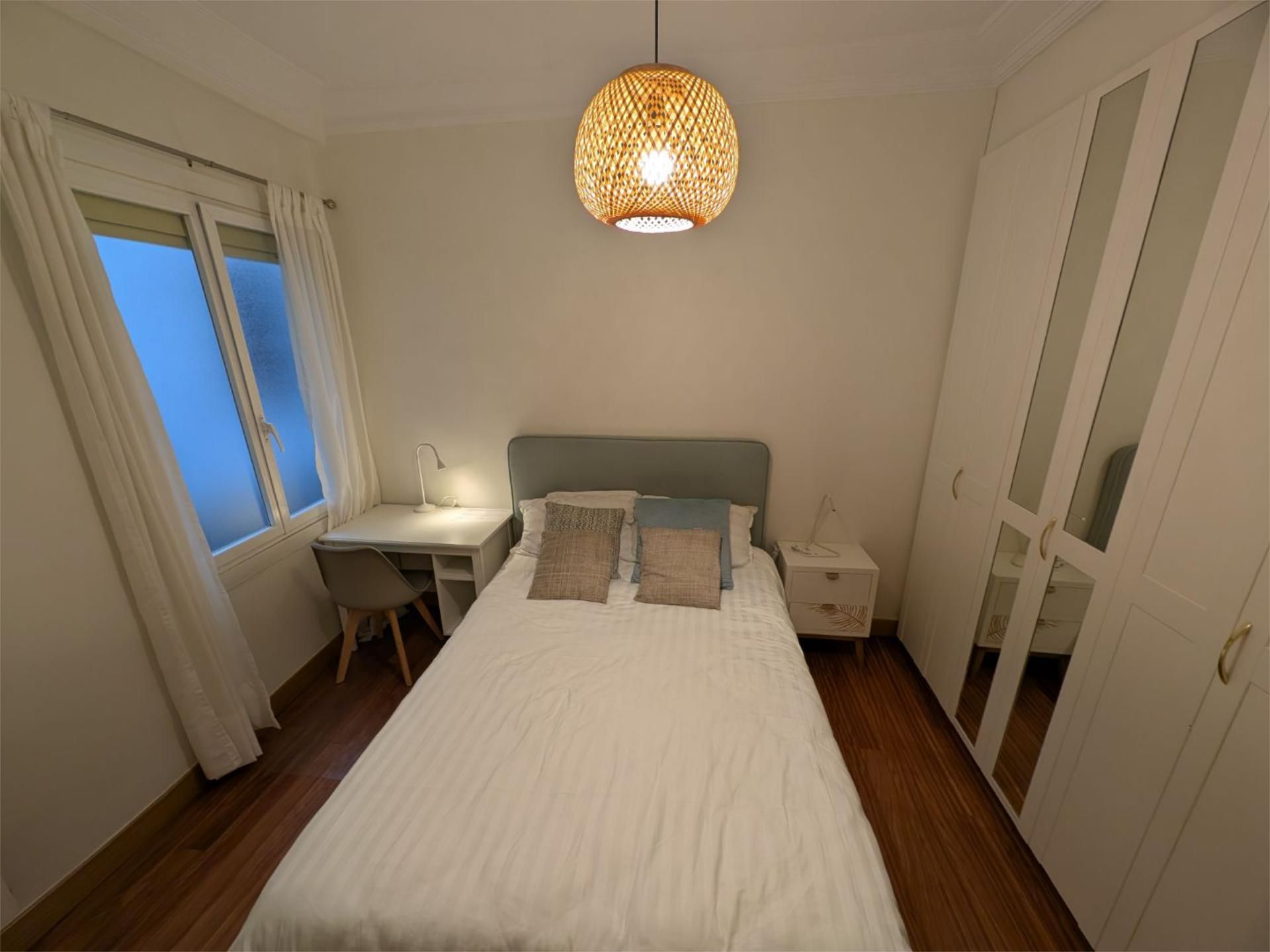 Apartament per a compartir a Calle de San Jerónimo, 25, Parte Vieja